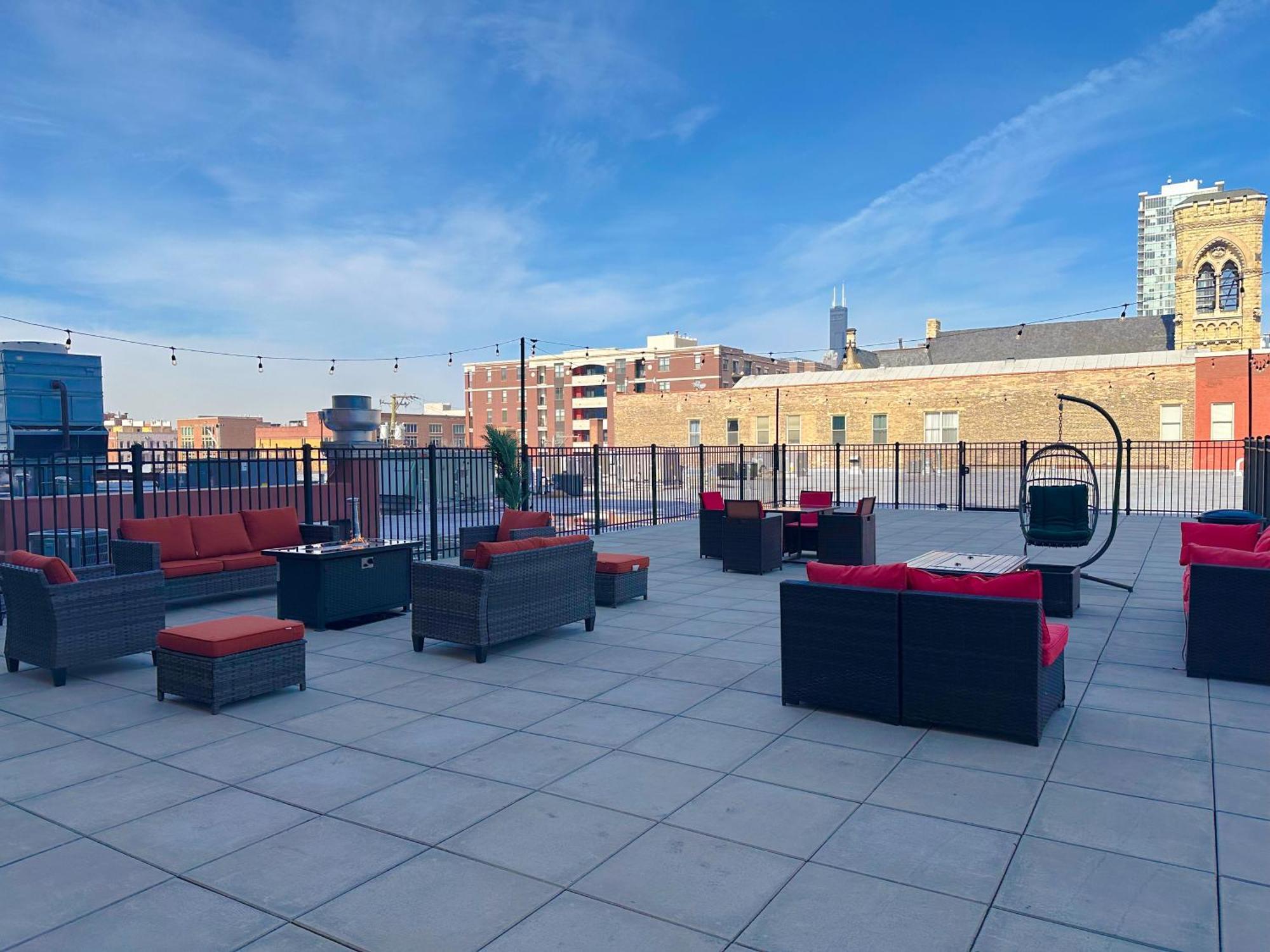 Spacious 2Br Vacation Rental With City View, Optional Parking And Gym Near Mccormick Place & Downtown Chicago Attractions Exterior foto
